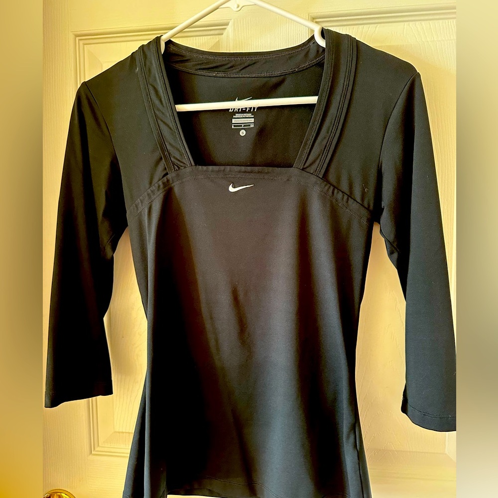 Nike Dri-Fit 3/4 sleeve tennis shirt